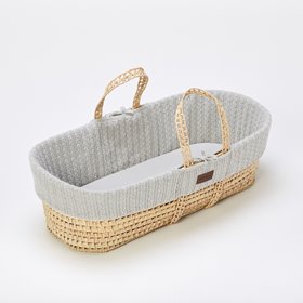 The Little Green Sheep - Natural Knitted Moses Basket & Mattress - Dove Grey